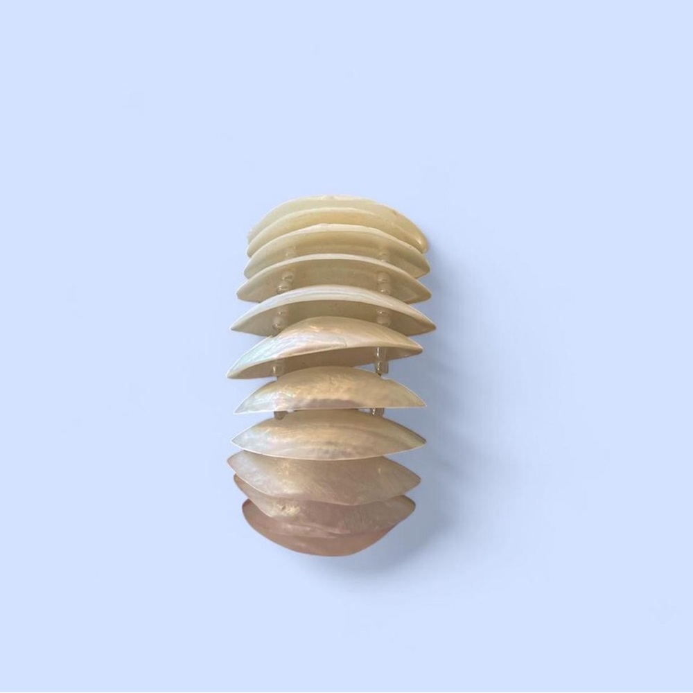 Iridescent Shell Link Bracelet - Cream